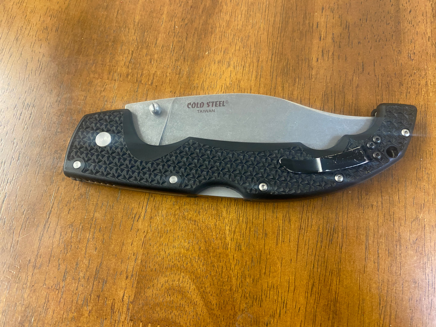Cold Steel Voyager XL pocket knife