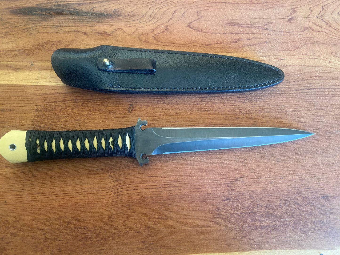 One of a Kind Dawson Dagger Sheath Knife
