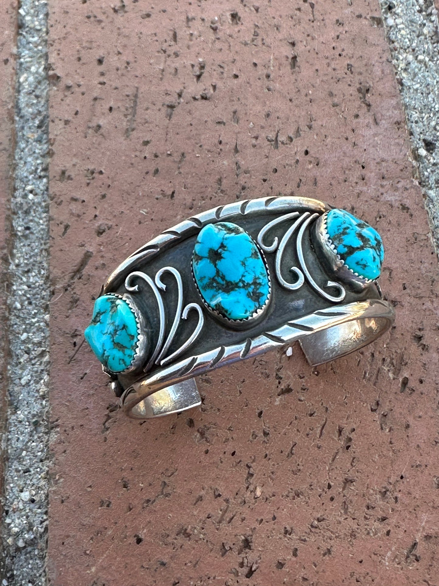 Estate Collection Old Pawn Navajo Sterling Silver & Natural Kingman Turquoise Cuff Bracelet