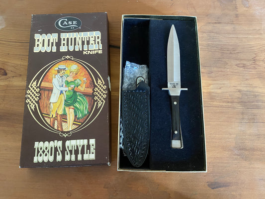 Case xx ss six dot Boot Hunter knife