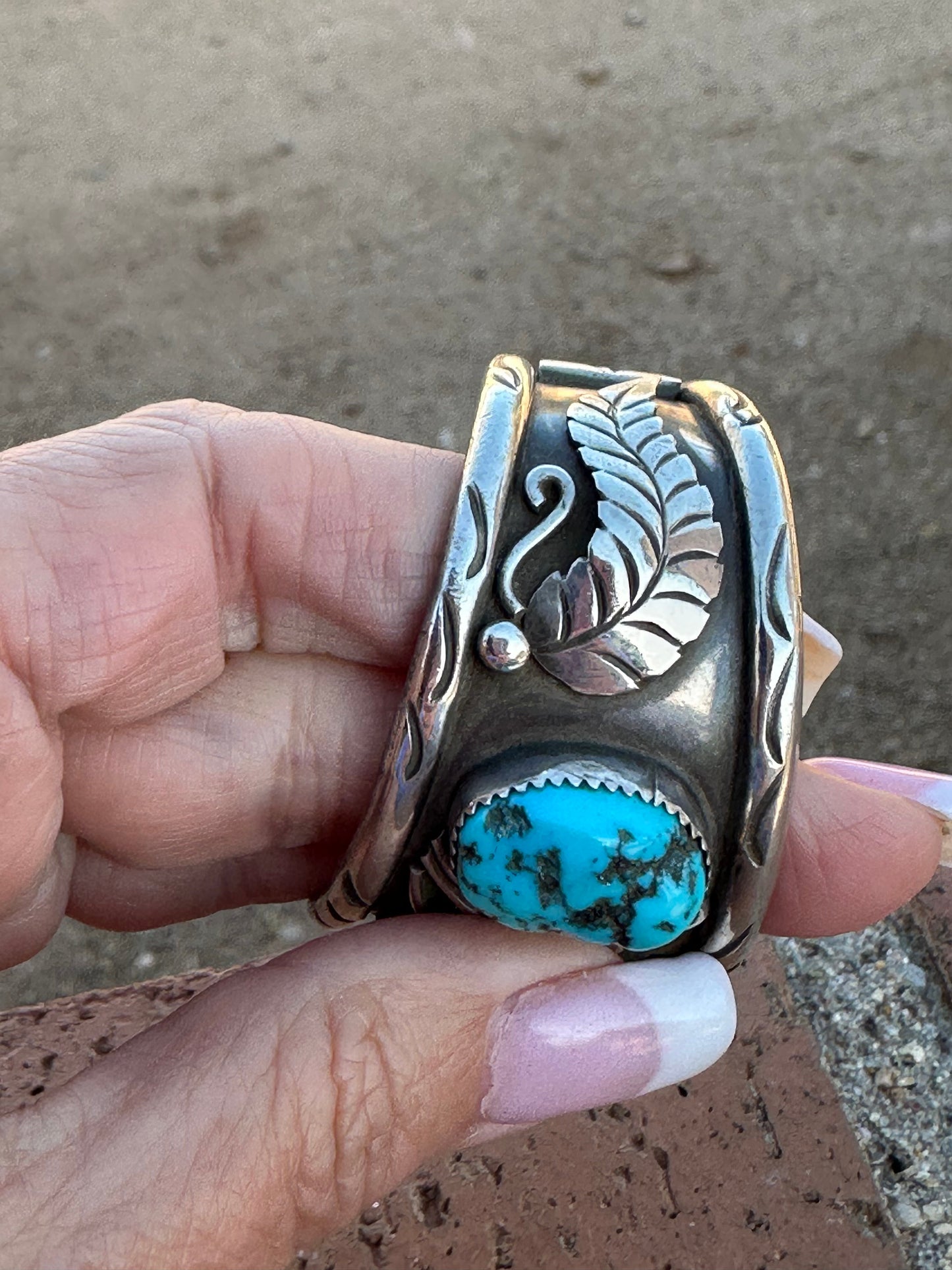 Estate Collection Old Pawn Navajo Sterling Silver & Natural Kingman Turquoise Cuff Bracelet