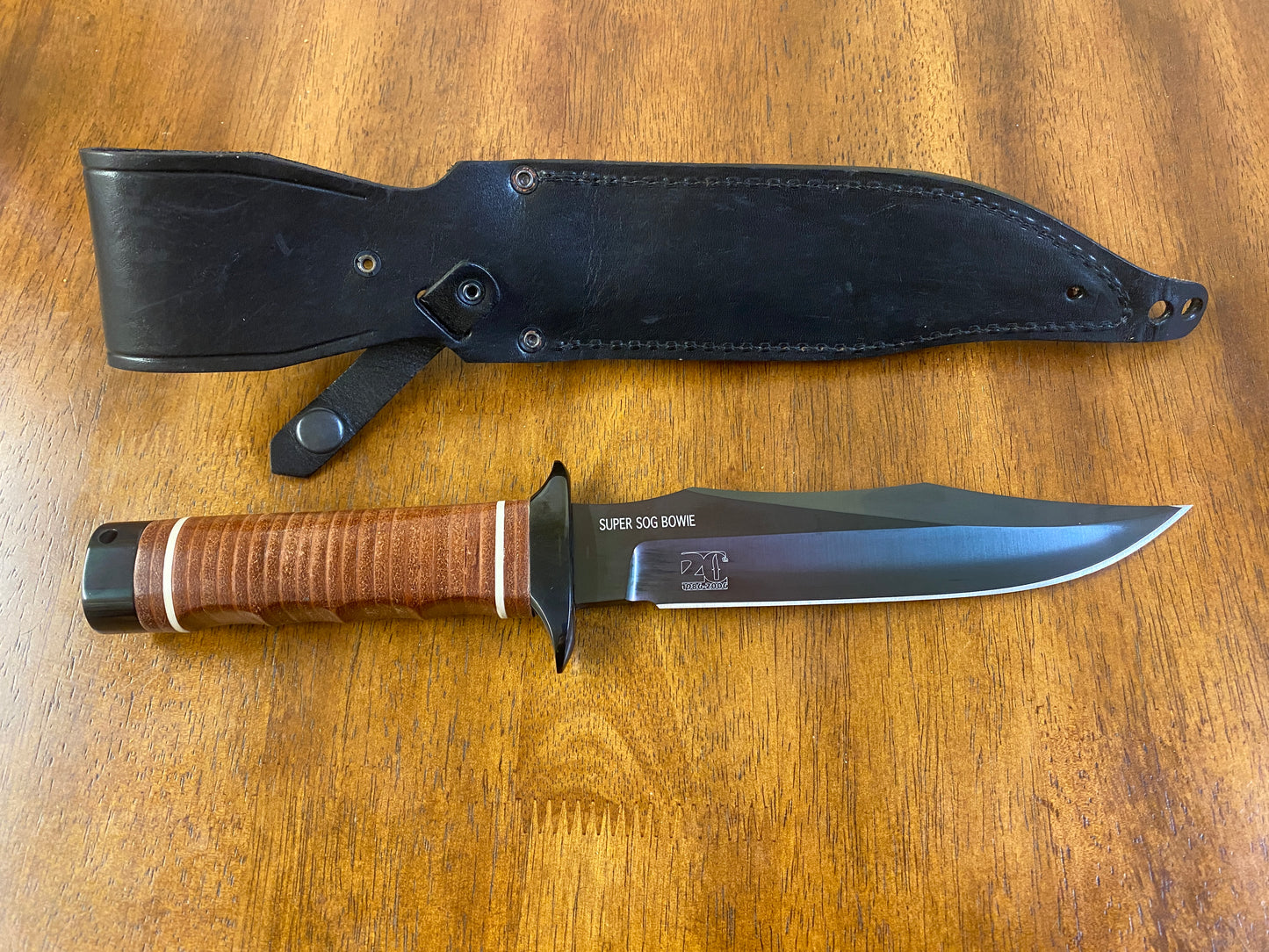 Sog 20th Anniversary Super Sog Bowie Knife