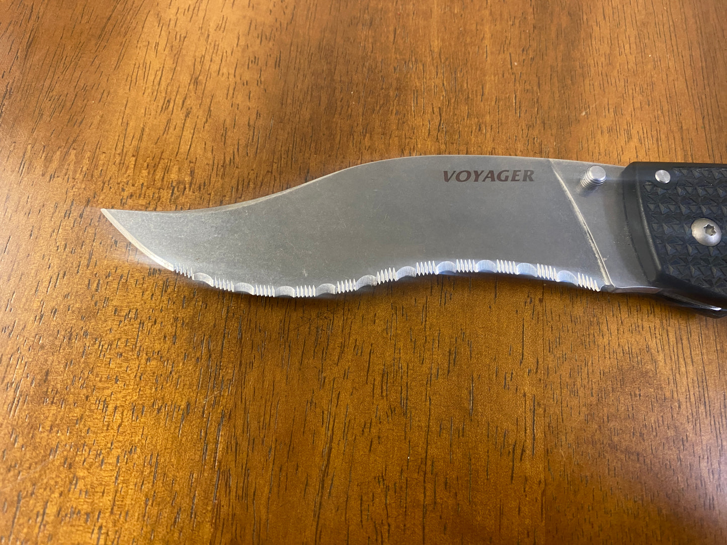 Cold Steel Voyager XL pocket knife