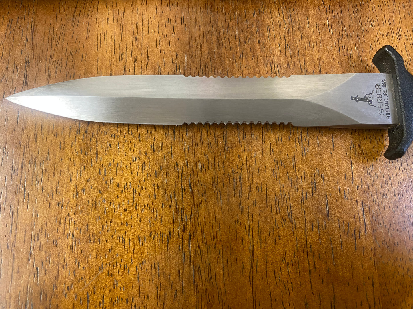 Gerber Mark II Dagger Sheath Knife