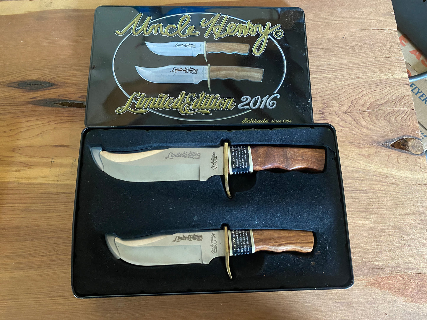 2016 Uncle Henry Limited Edition Knife Set