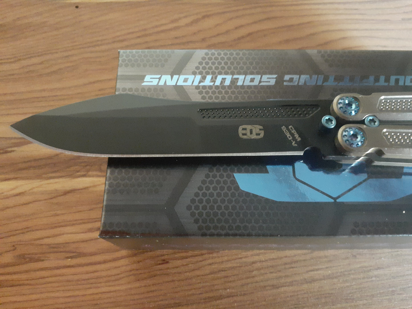 EOS Trident Bronze/Blue Butterfly knife