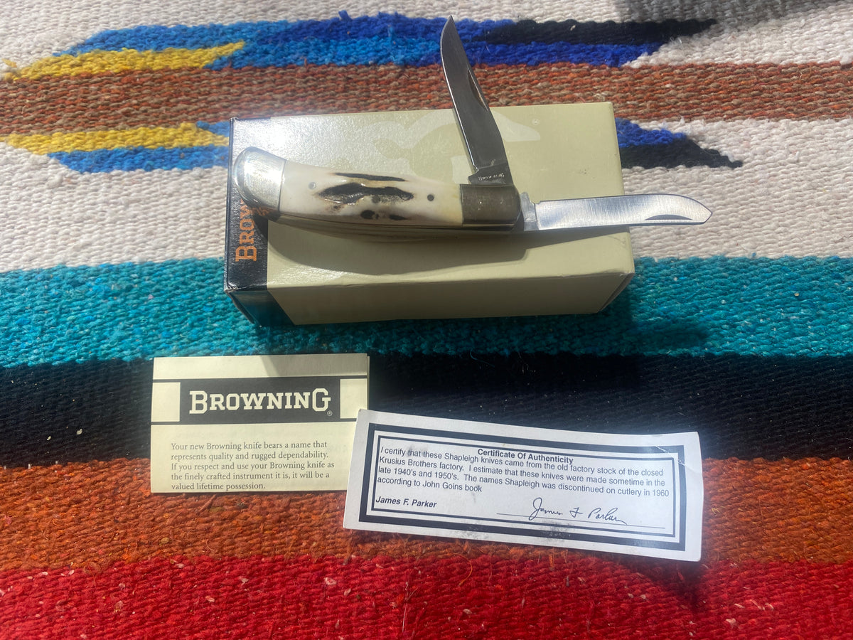 Browning 520 Sambar Stag Trapper Pocket Knife
