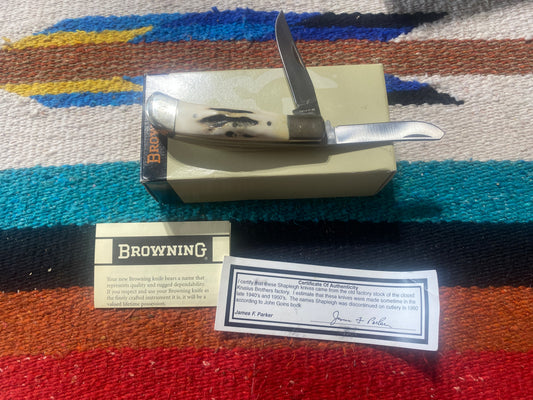 Browning 520 Sambar Stag Trapper Pocket Knife