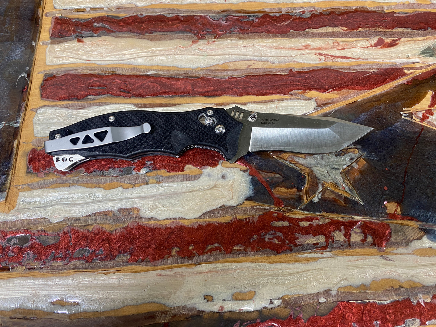 Sog Vulcan Pocket Knife