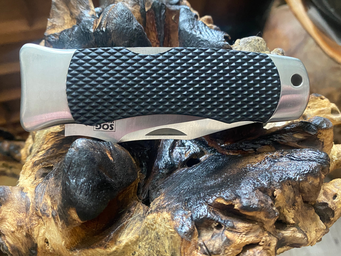 Sog Tomcat Pocket Knife