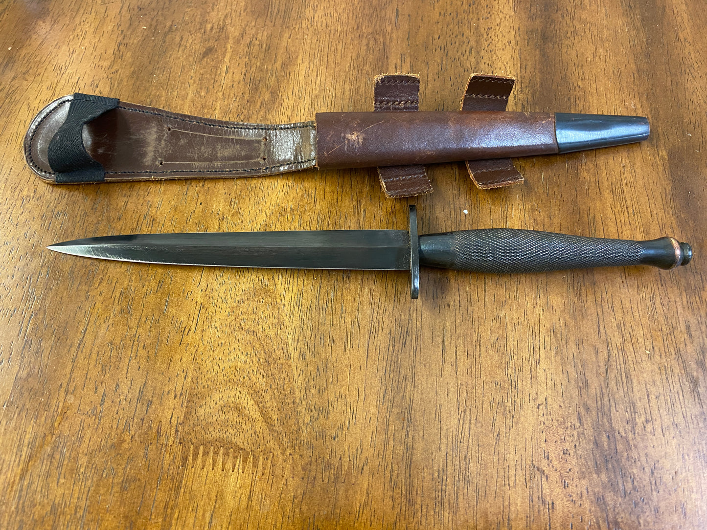 Military mark England Fairbairn Sykes dagger sheath knife