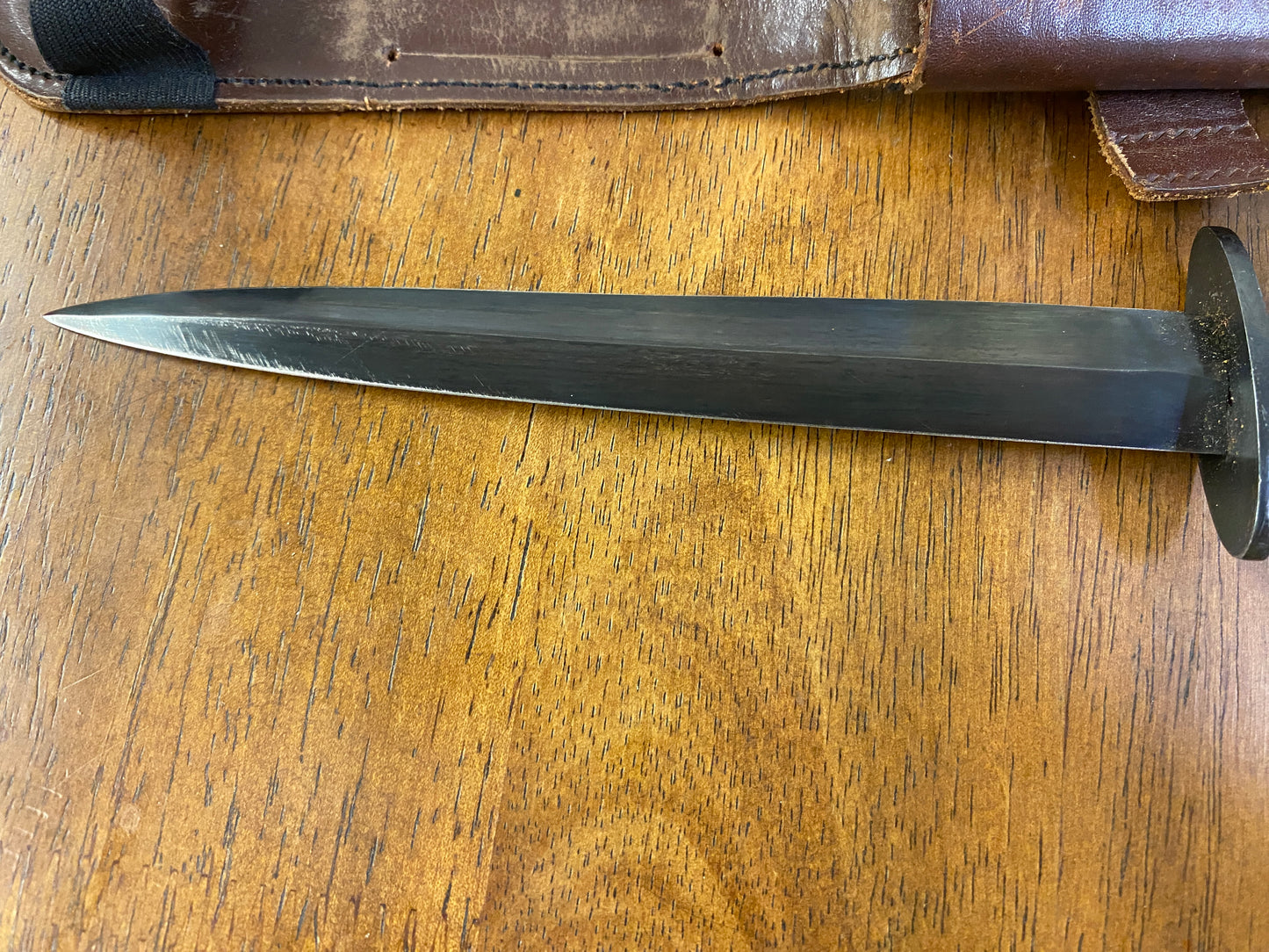 Military mark England Fairbairn Sykes dagger sheath knife
