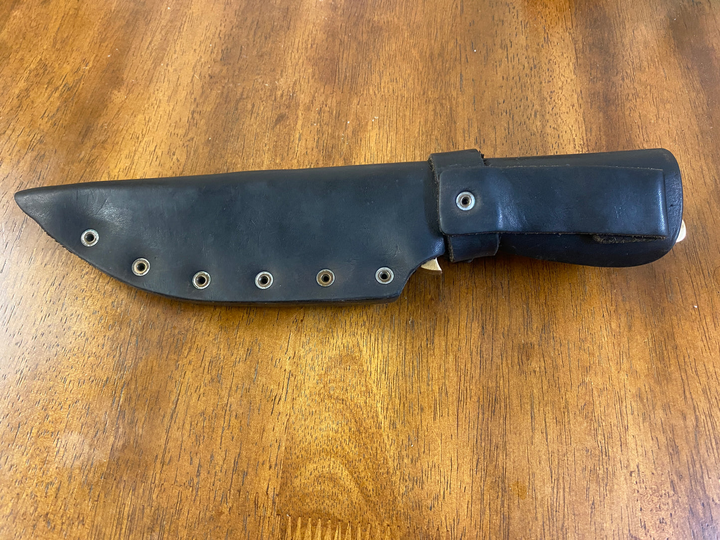 Vintage Rigid R-19 Razorback Sheath Knife