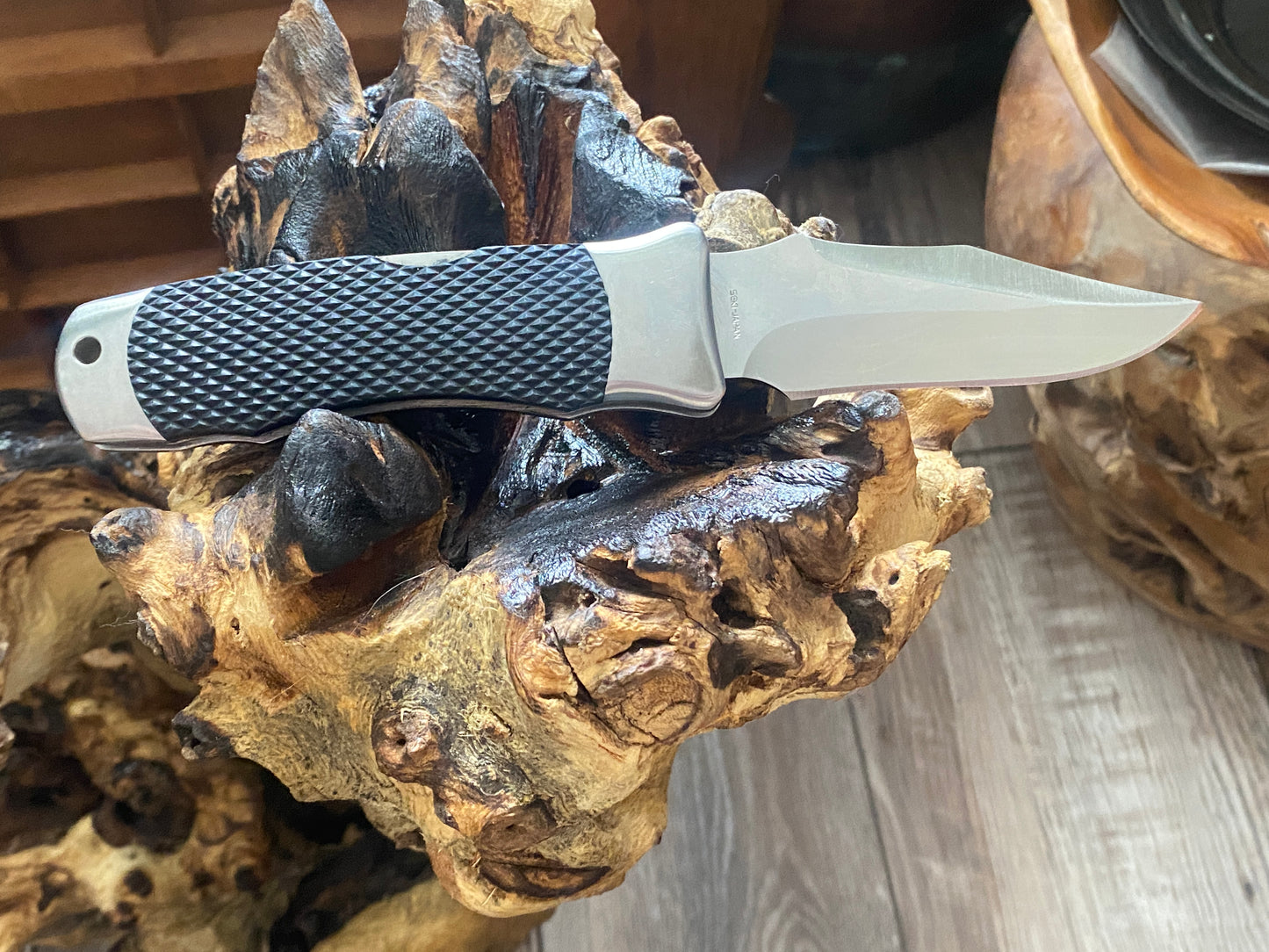 Sog Tomcat Pocket Knife