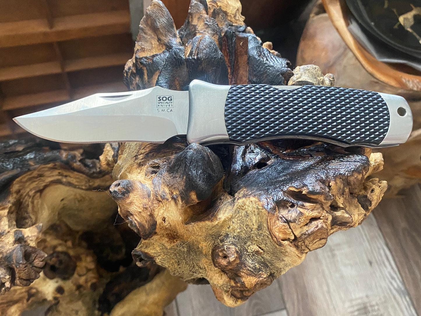 Sog Tomcat Pocket Knife