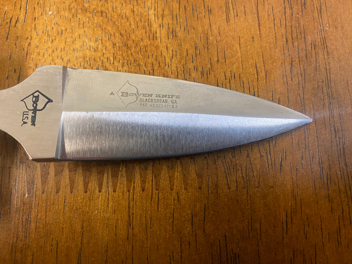 Discontinue Bowen USA Belt Buckle Dagger knife