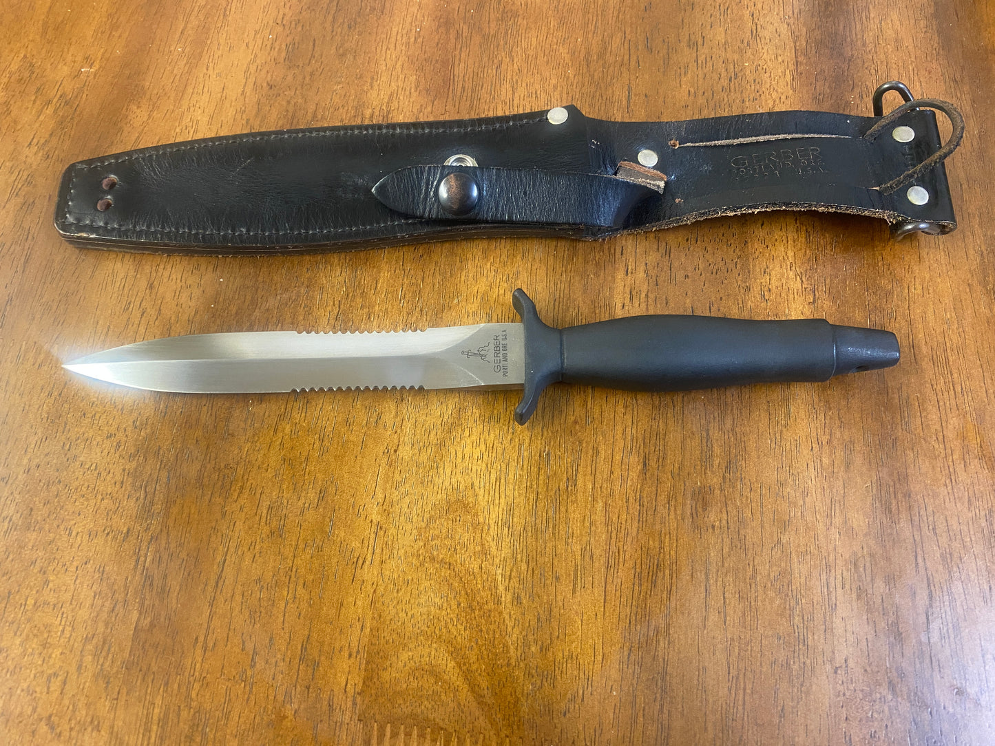 Gerber Mark II Dagger Sheath Knife