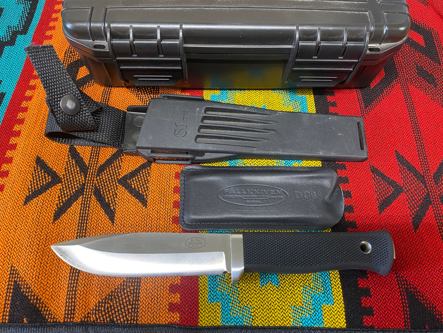 Fallkniven S1 Pro Sheath Knife