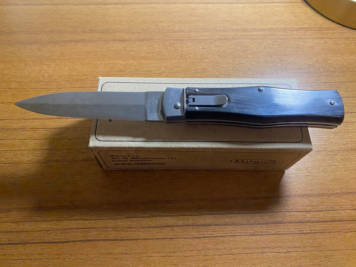 Mikov Predator automatic pocket knife