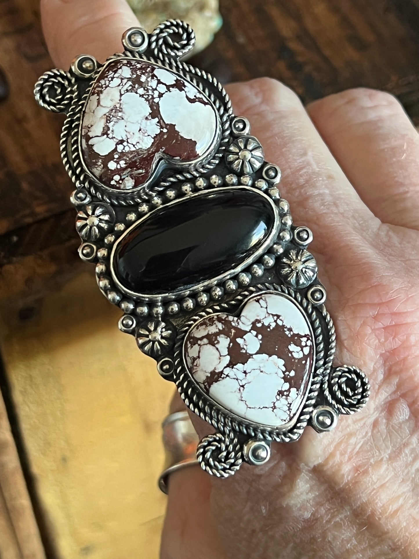 Rosella Paxson Triple Stone Sterling Ring with Wild Horse Magnesite Hearts and Oval Onyx, Sz 9-1/4