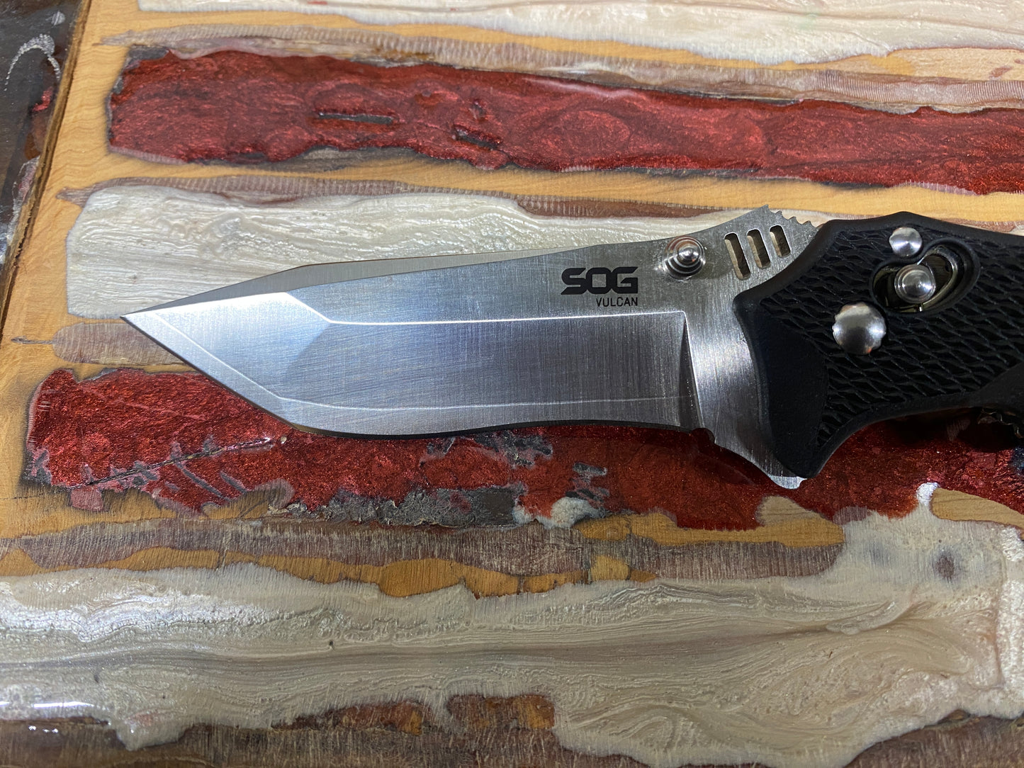 Sog Vulcan Pocket Knife