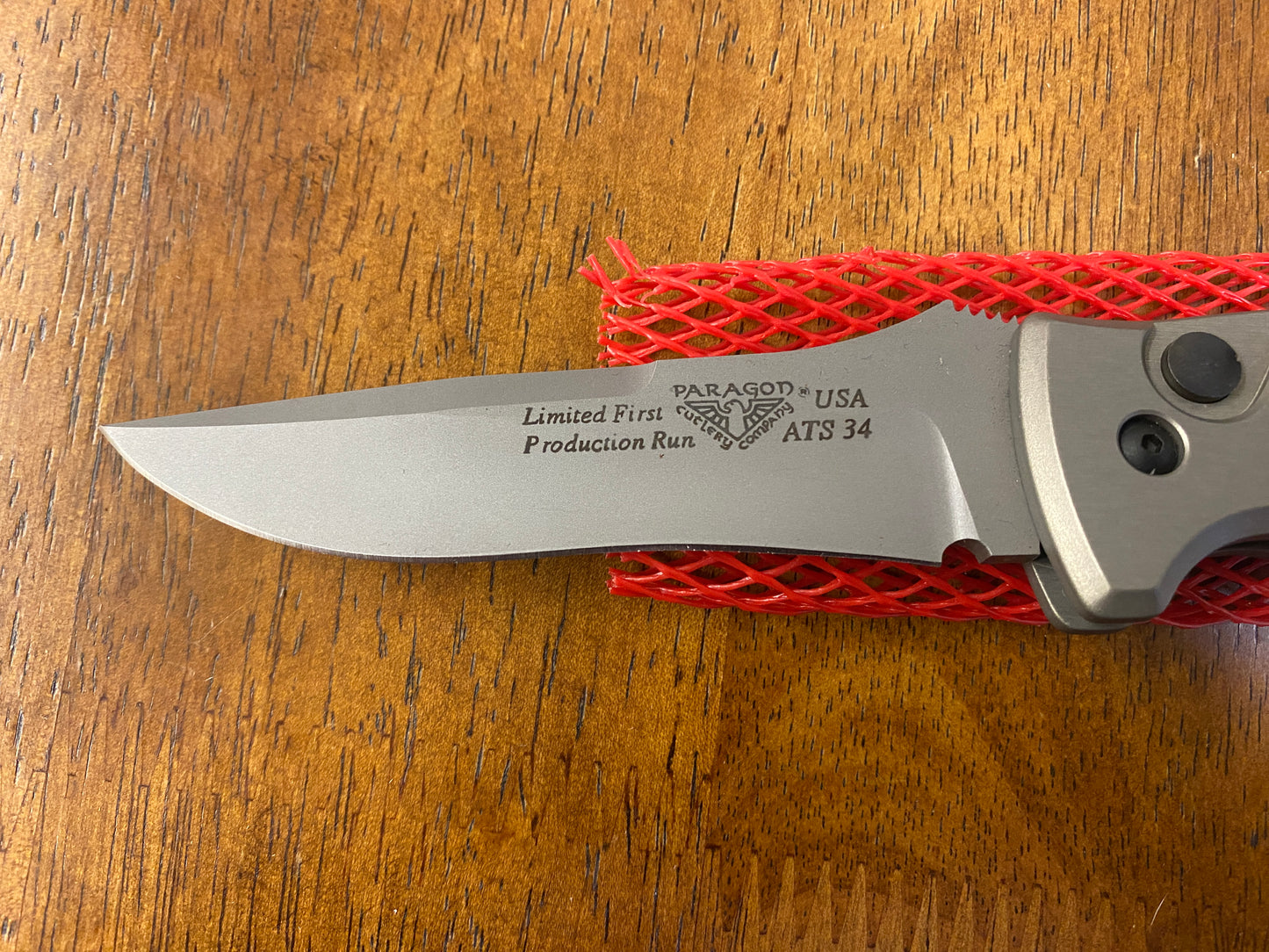 paragon Limited first production run X-O Lite automatic Pocket knife