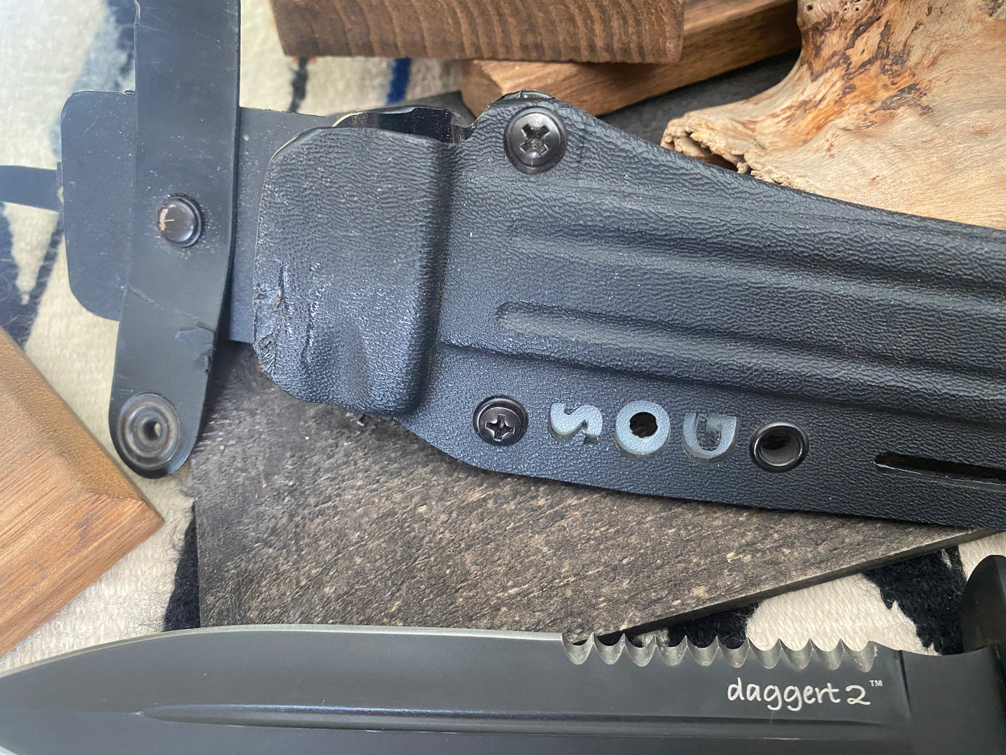 Sog Daggert 2 Sheath Knife