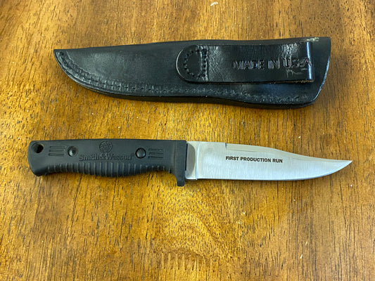 Smith&Wesson First Production Run Model SW630 Sheath knife
