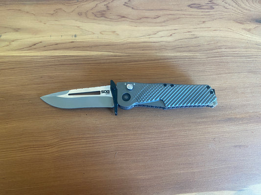 Sog Quake Spring Assisted Pocket Knife