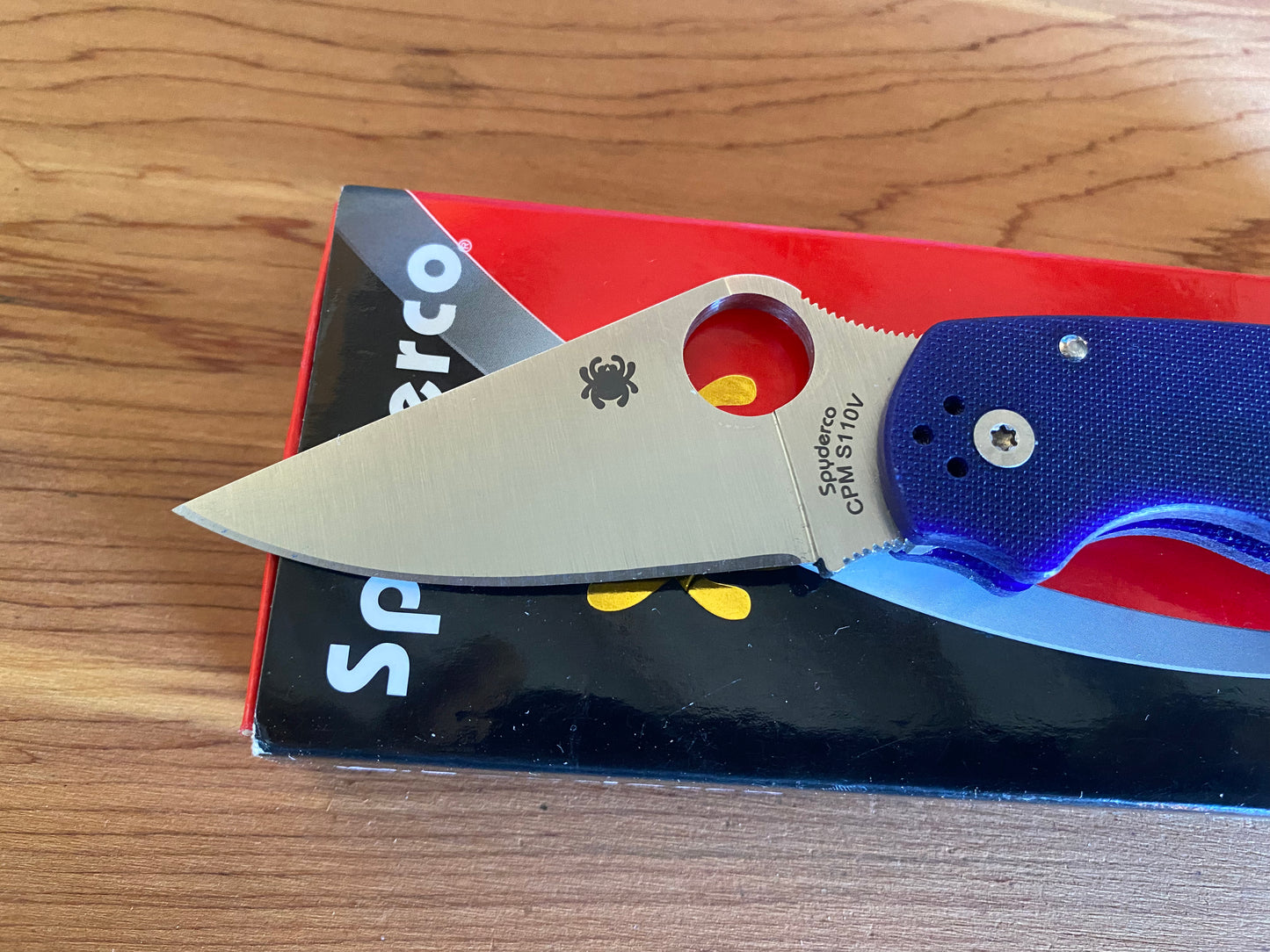 Spyderco Para 3 Pocket Knife