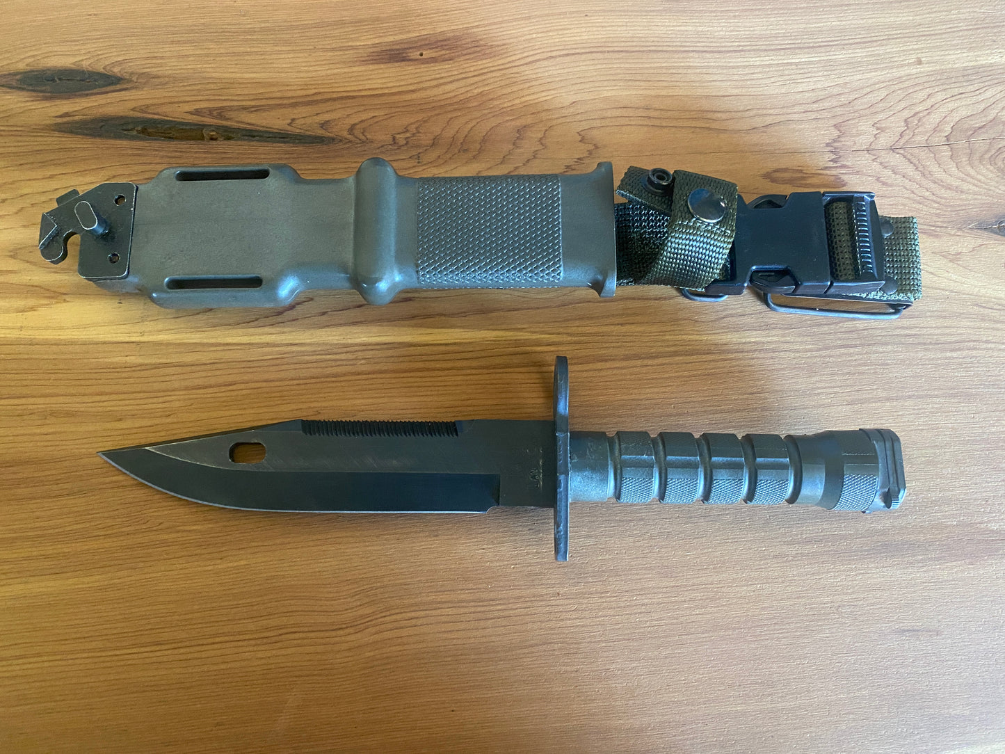 M9 Lan-Cay Sheath Knife